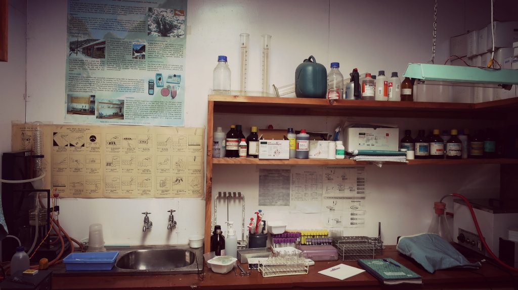 Edmund Hillary Hospital of Khunde Laboratory
